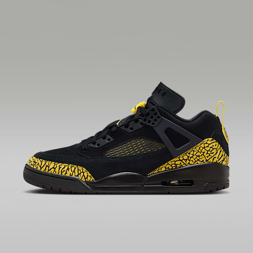 Jordan Son of Mars Low Men's Shoe. Nike RO